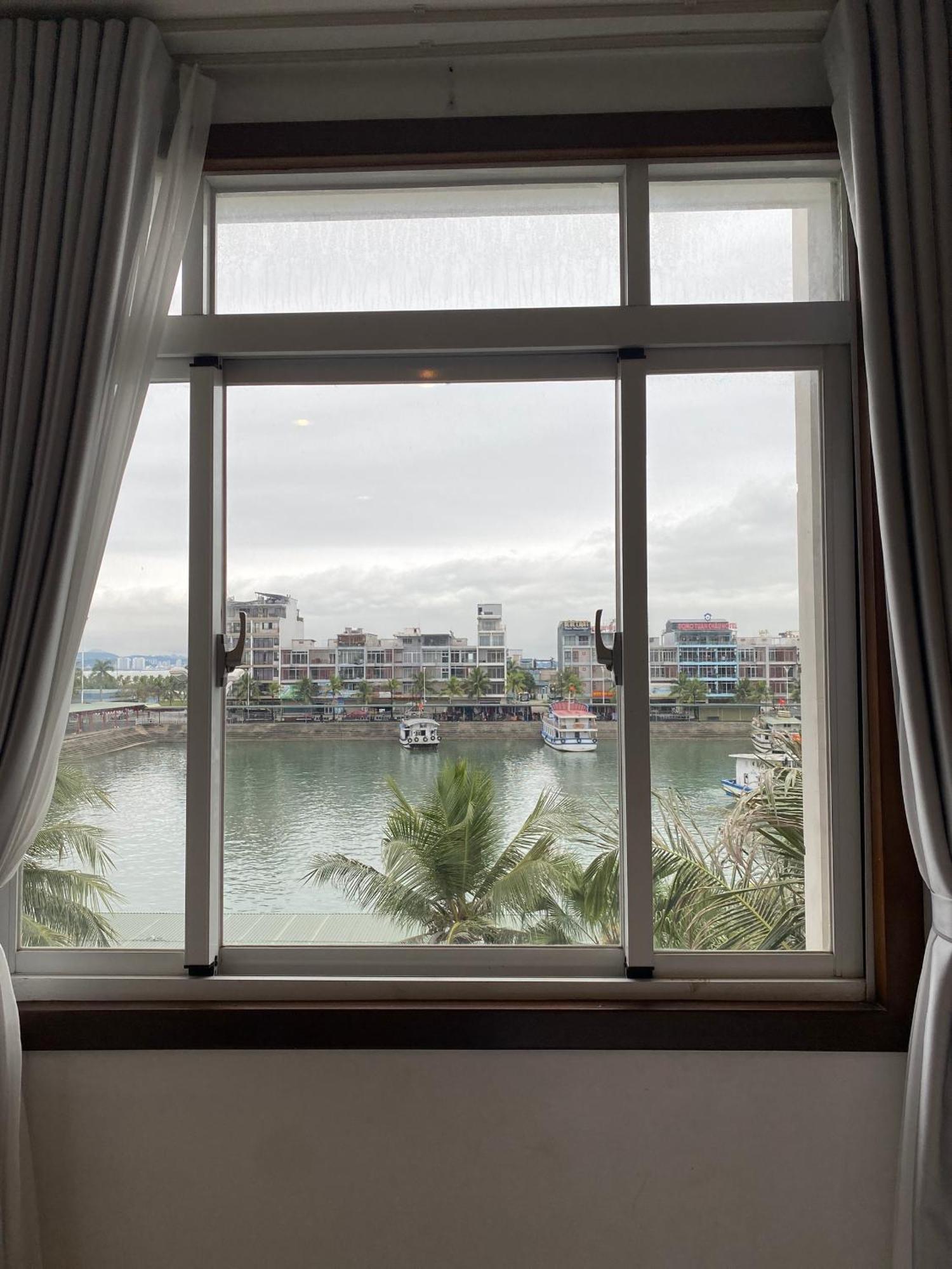 Homestay Sochu House- Tuan Chau & Coffee Ha Long